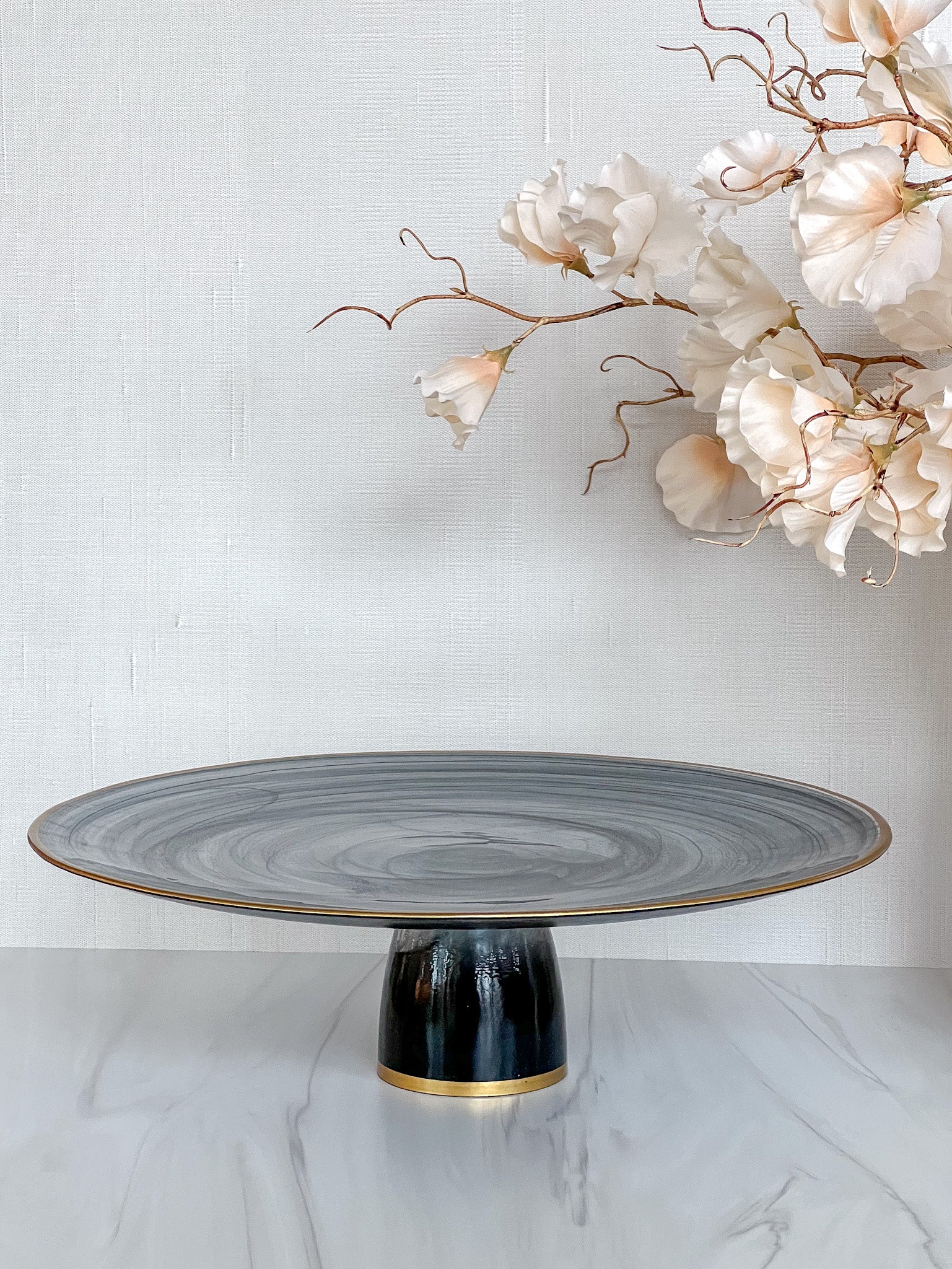 Cake Stands golden | metal cake stand | Indoor plant stand | Marble Stool |White Zic-Zac Cake Stand outlet - Golden - Black