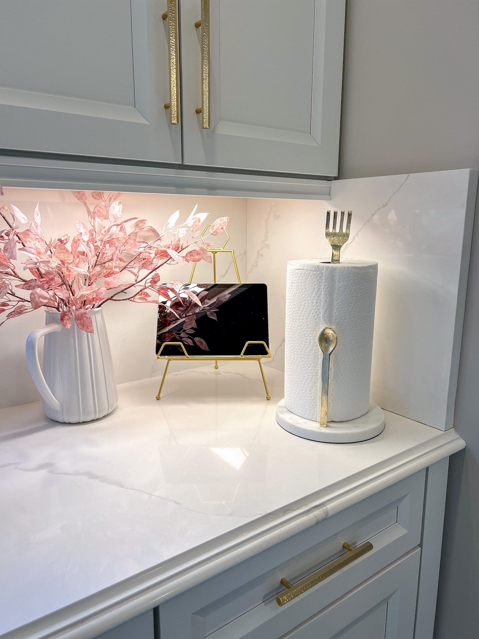 Our reusable Inspire Me! Home Decor Gold Leaf Paper Towel Holder With  Marble Base are in short supply and are worth the money