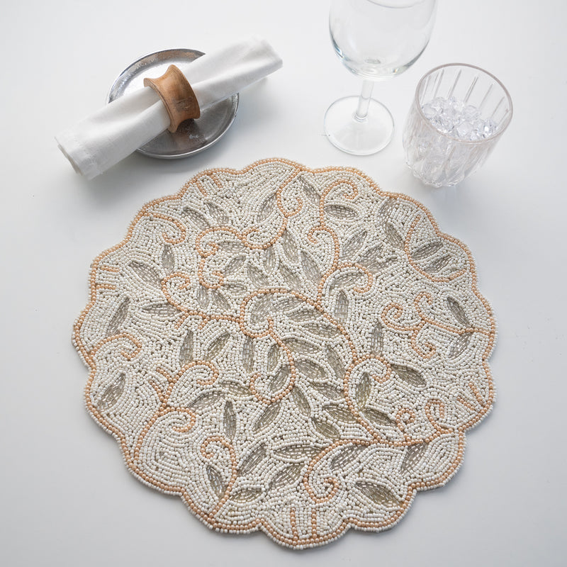 White and Cream Flower Detailed Placemat