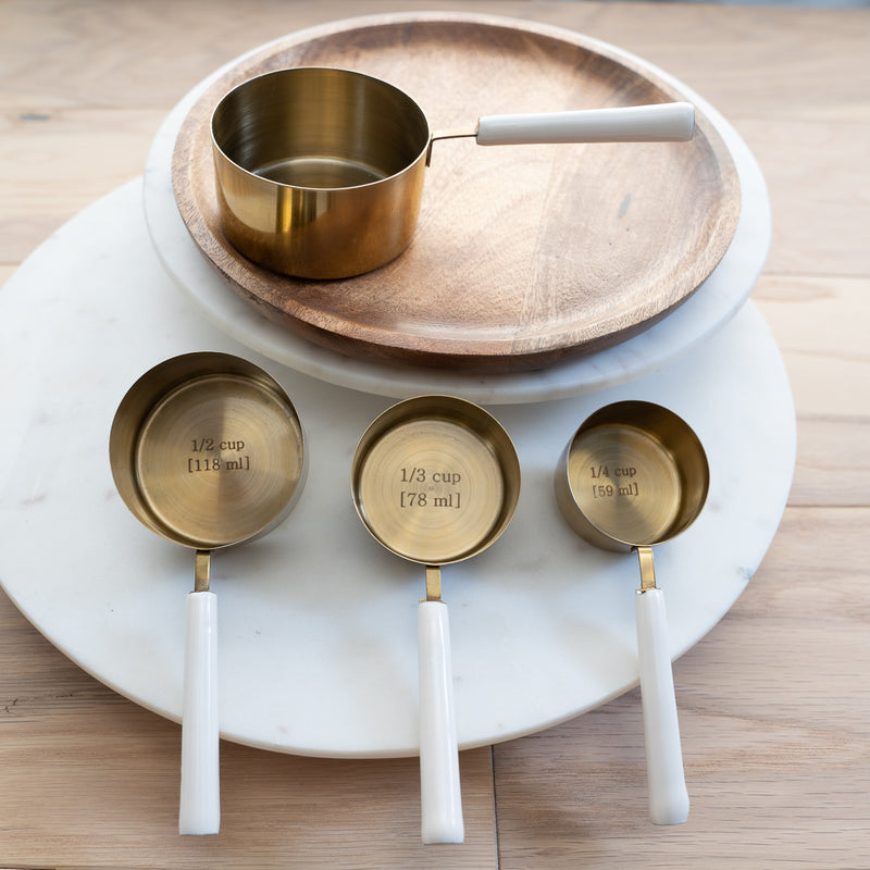 Measuring Cups with Enamel Handle (2 Colors)
