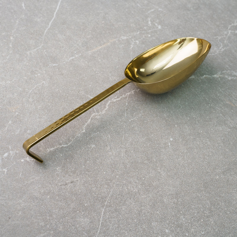 Ice Scoop with Hammered Handle (2 Colors)