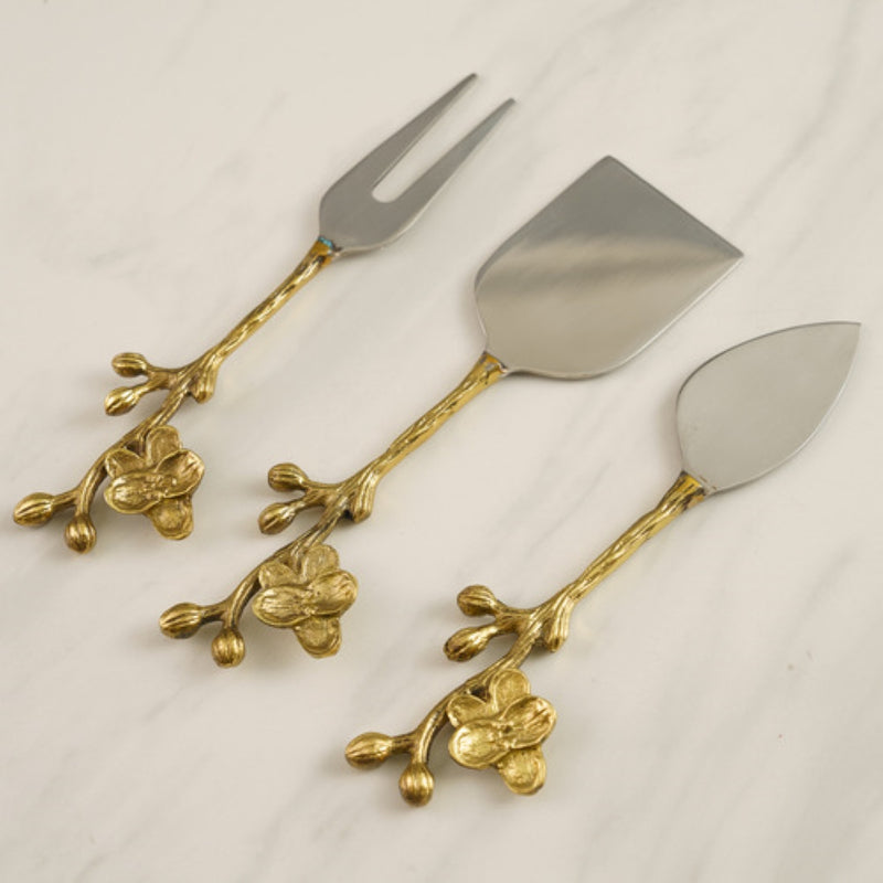 Silver Cheese Set with Gold Leaf Handles