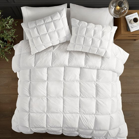 White Puffy Overfilled Down Alternative Comforter (2 Sizes)
