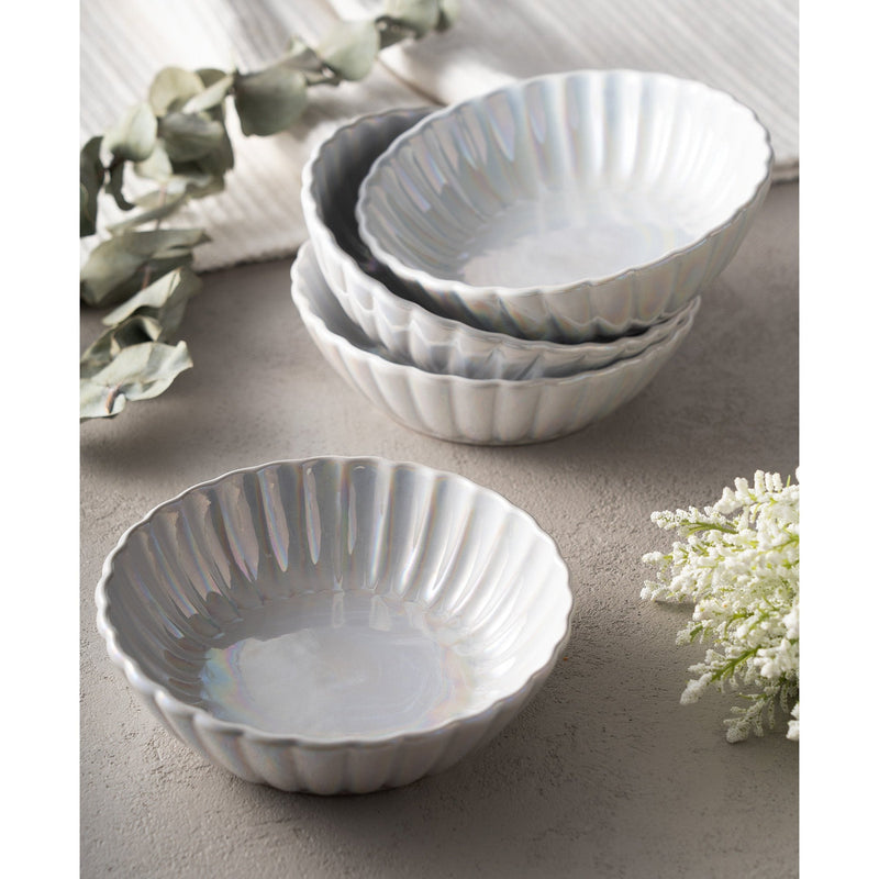 Set of 4 Scalloped Pearl Luster Cereal Bowls