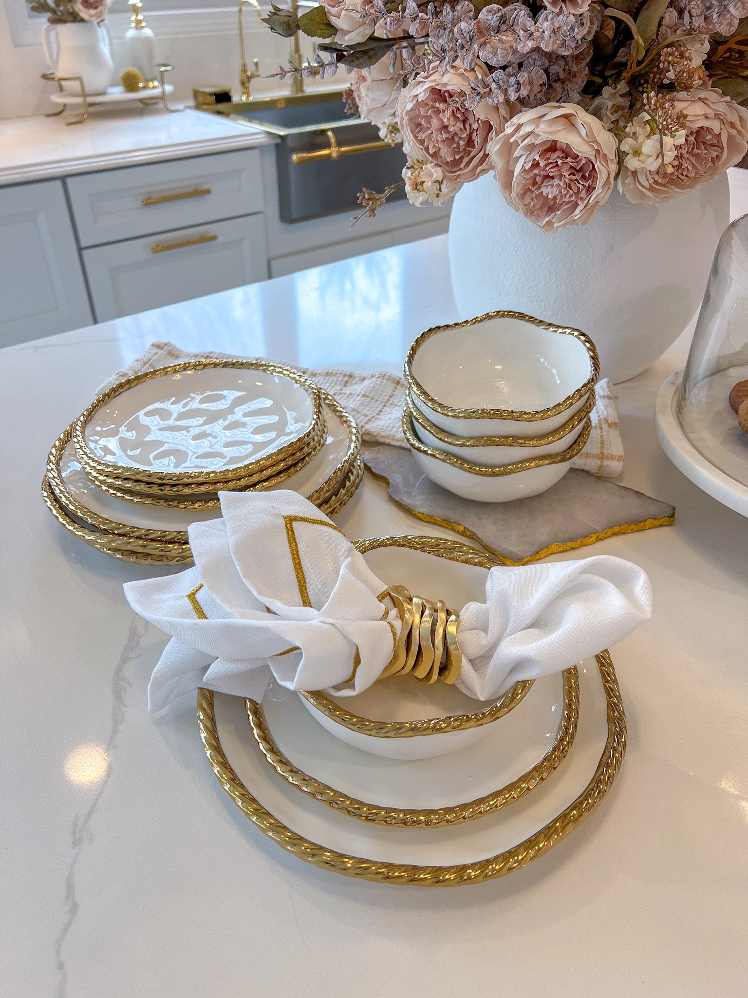 White & Gold Dinnerware/Serveware with Gold Twisted Edge (5 Styles)