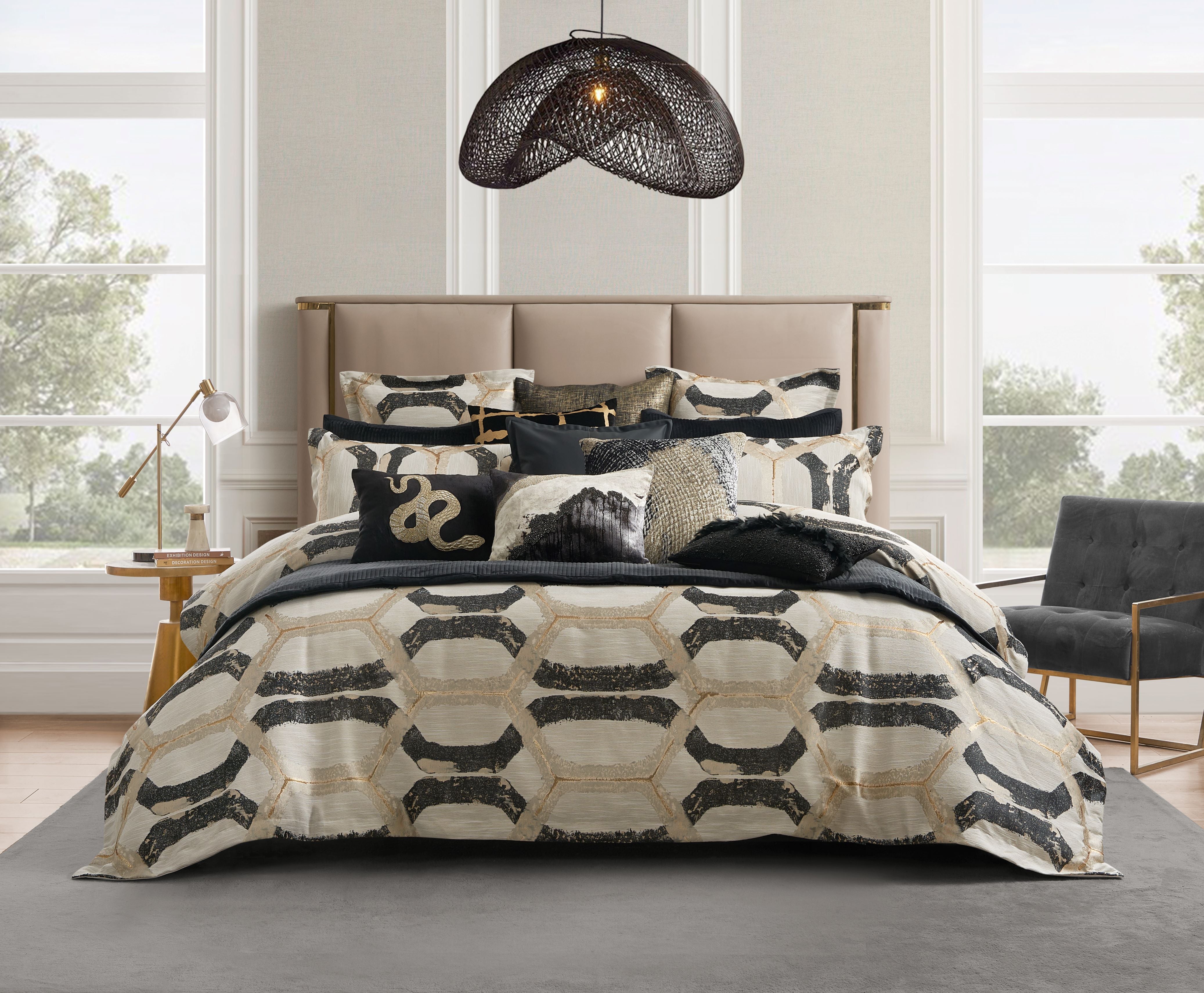 Noir Black Geometric Duvet Set