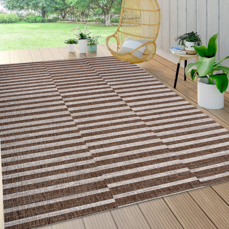 Modern Offset Stripe Indoor/Outdoor Area Rug (6 Colors, 6 Sizes)