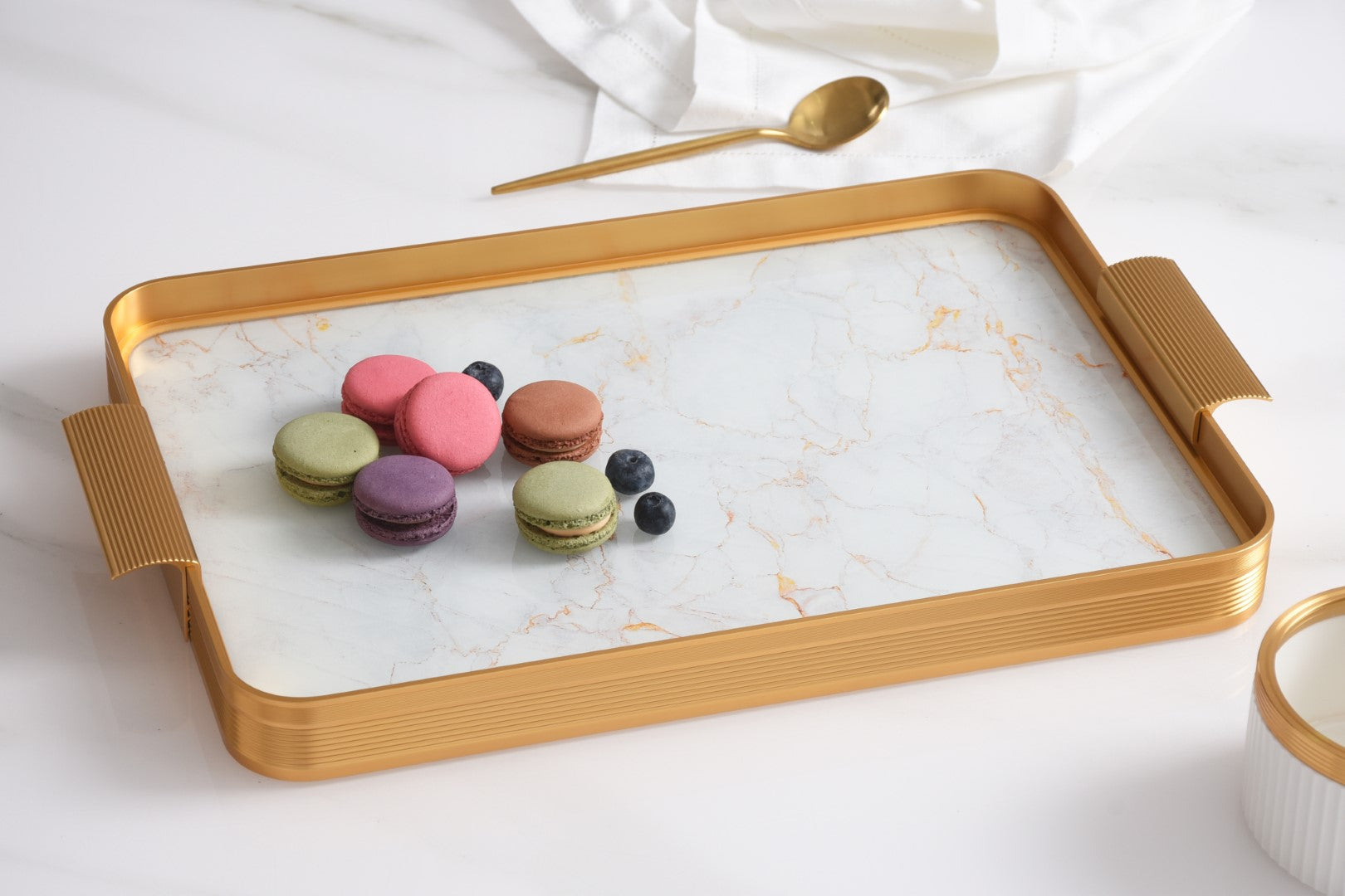 Tango Rectangular Tray with Handles