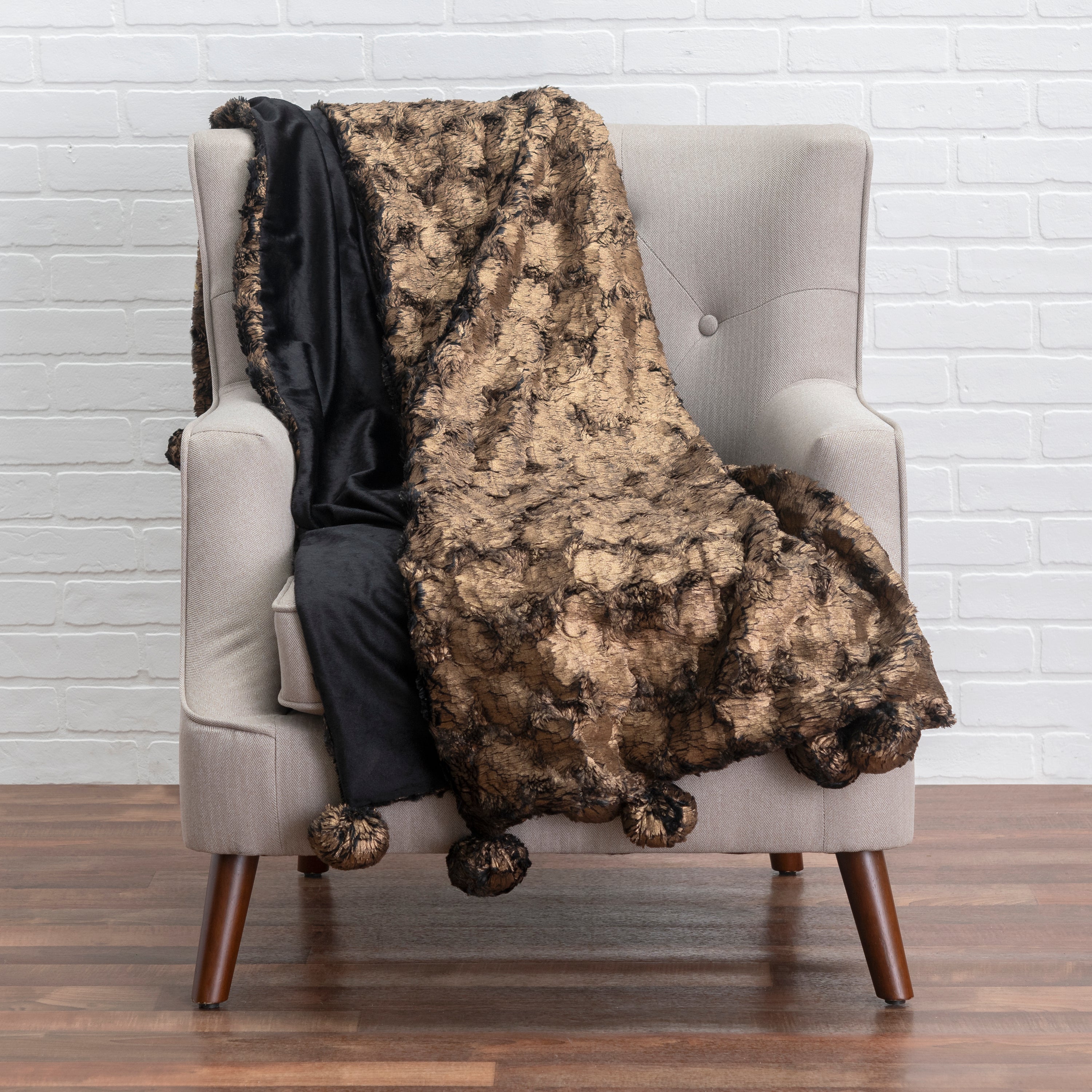 Sable Gold Throw