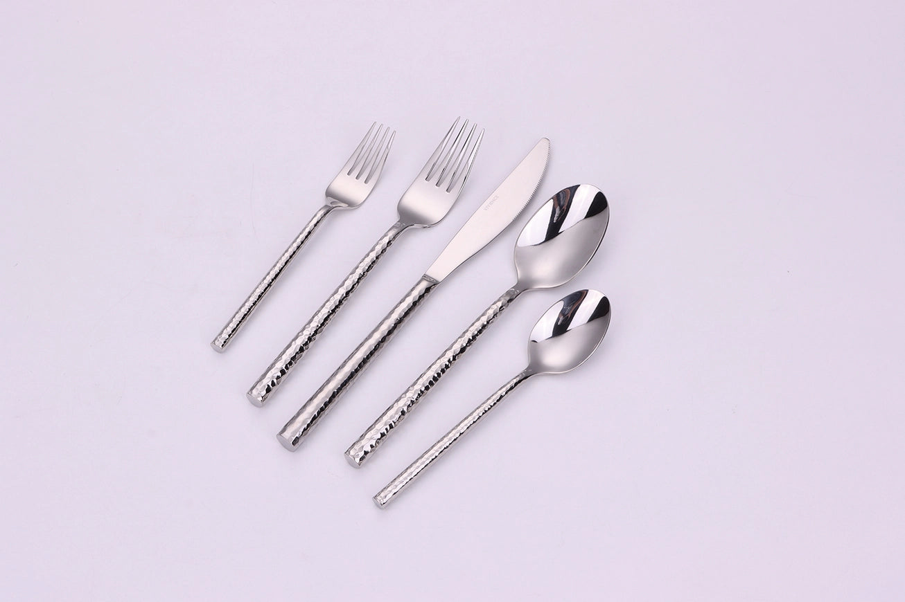 20 Pc Silver Flatware Set, Service For 4