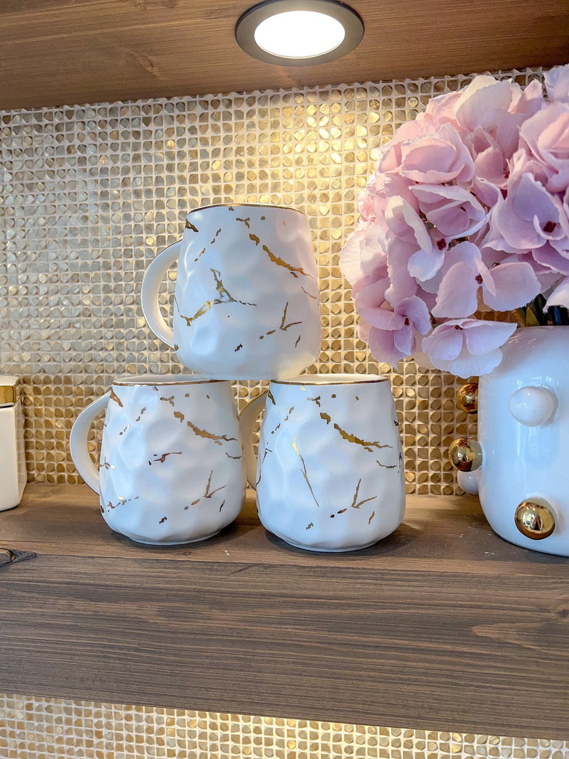 Metallic Gold Marble Print Mug with Hammered Texture