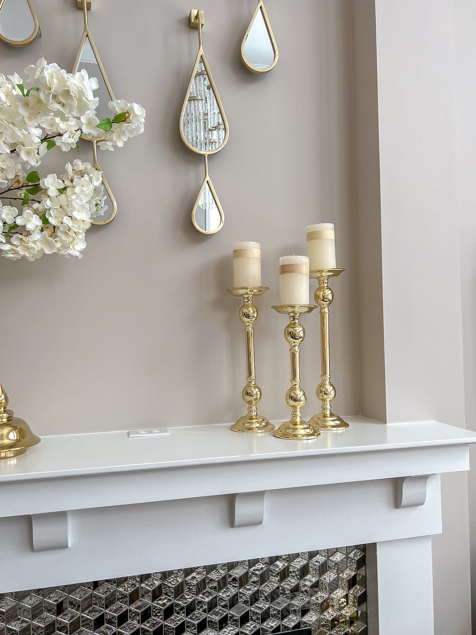 Gold Bead Detailed Candleholder (3 Sizes)