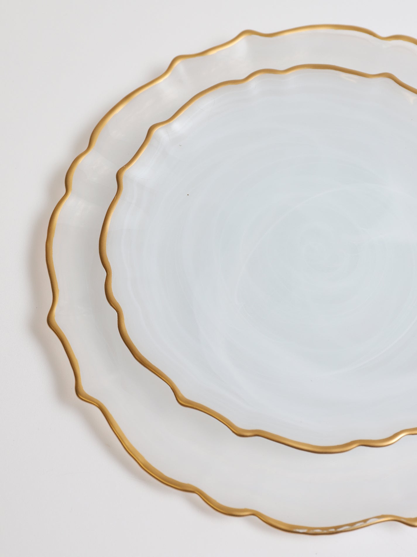 White Alabaster Dinnerware (4 Styles)