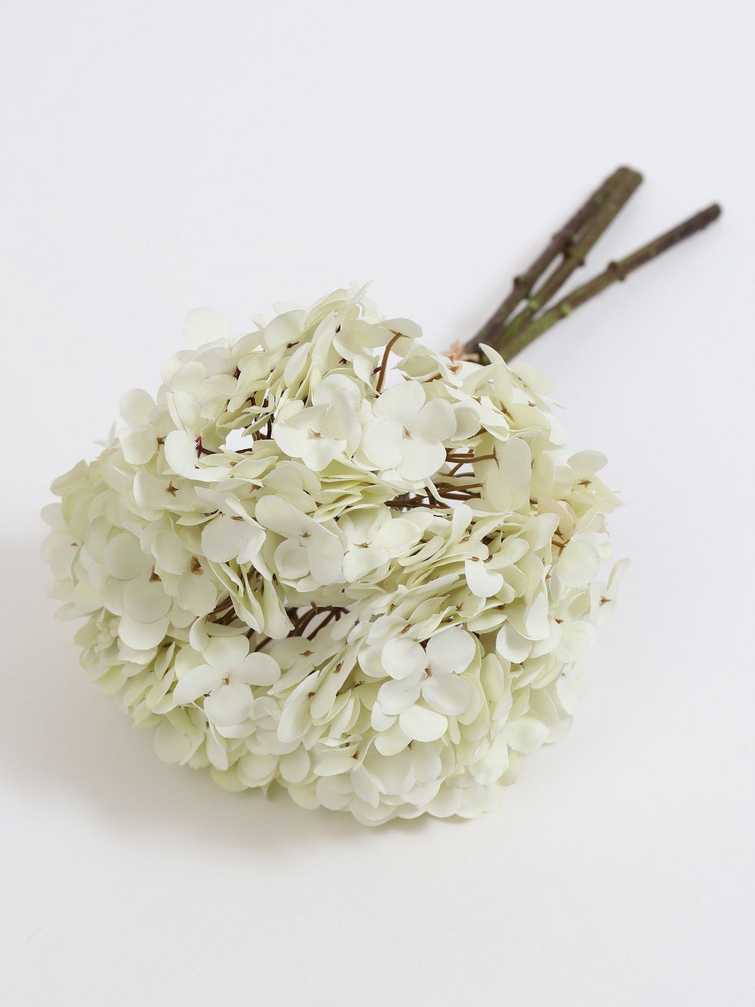 12" Creamy White Hydrangea Bundle