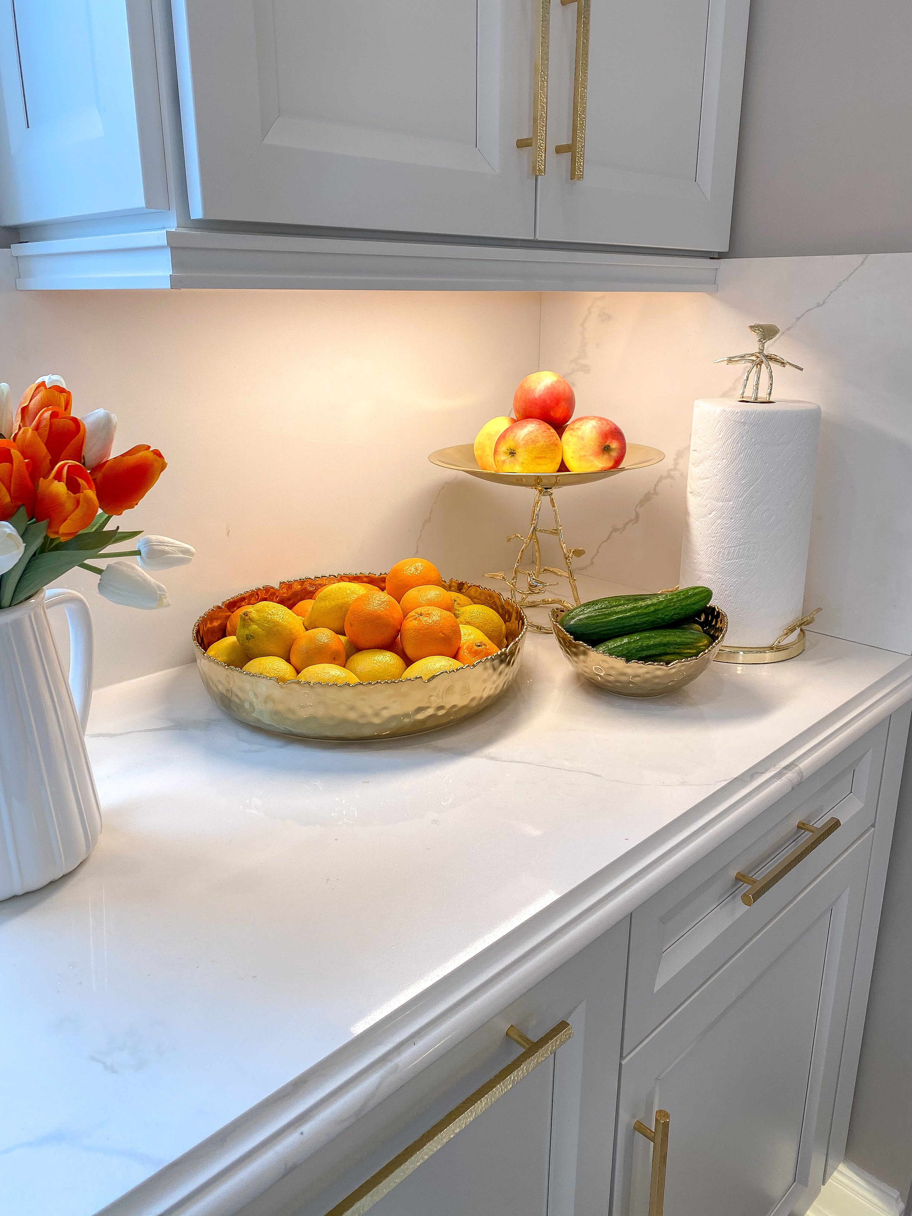 Gold Bowl on Leaf Base-Inspire Me! Home Decor